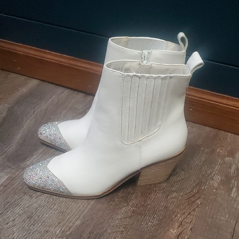 BEAST FASHION Deanna Ankle Boots with Glitter Toe - Picture 3 of 10